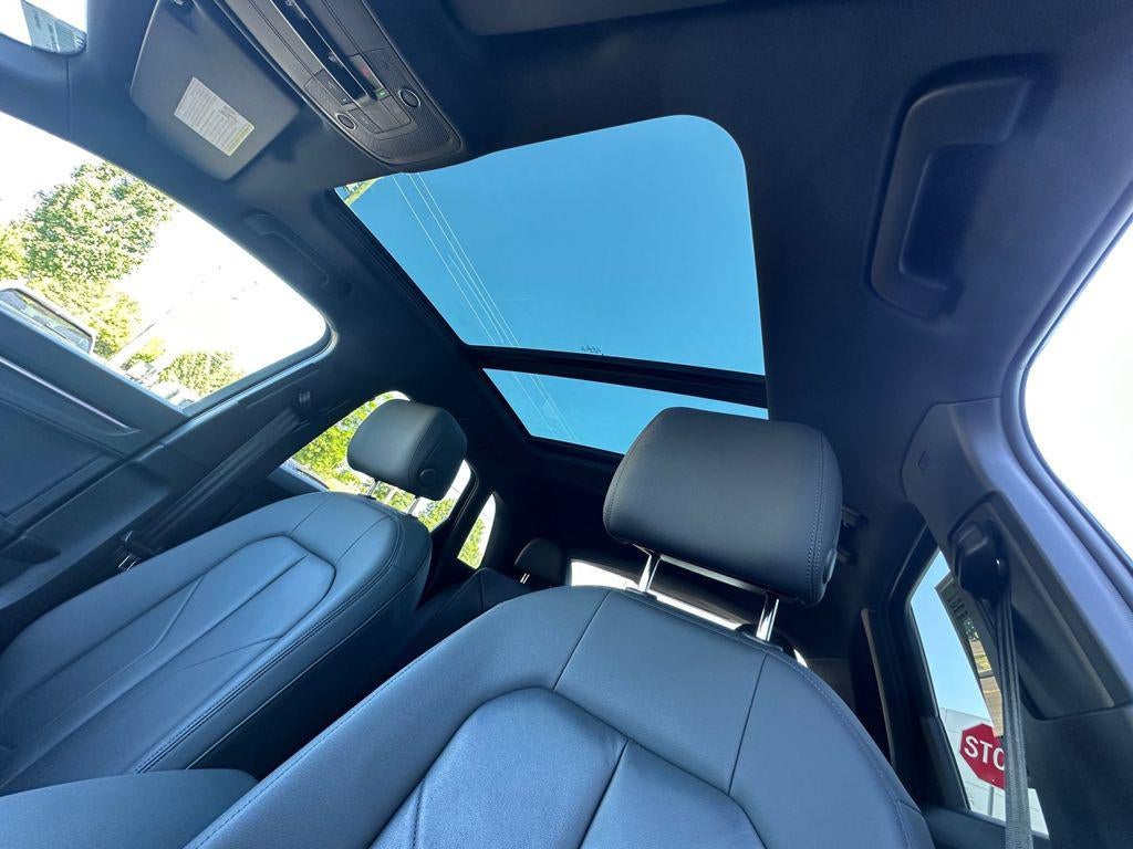 2022 Audi Q3 Premium Plus 45 TFSI S line quattro Tiptronic