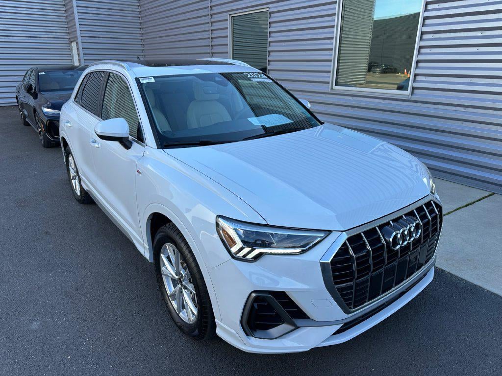 2024 Audi Q3 Premium Plus 45 TFSI S line quattro Tiptronic