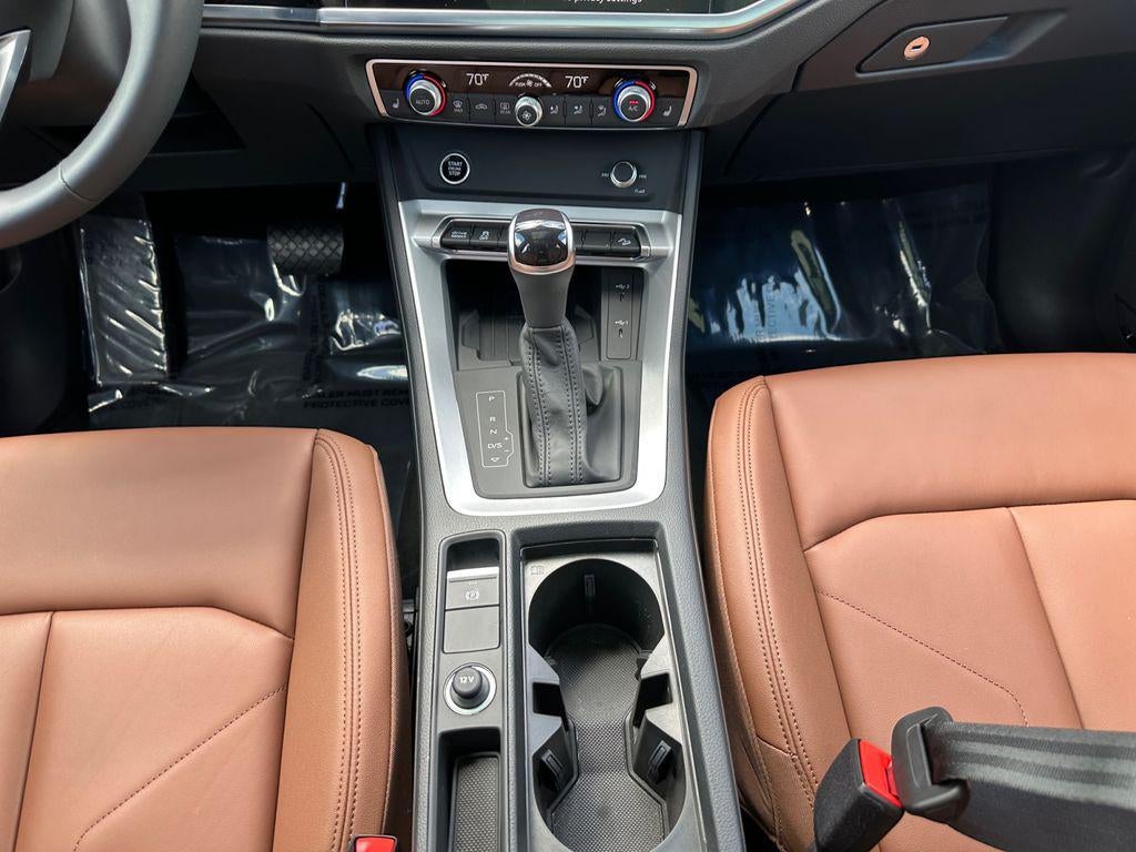 2025 Audi Q3 Premium 45 TFSI S line quattro Tiptronic