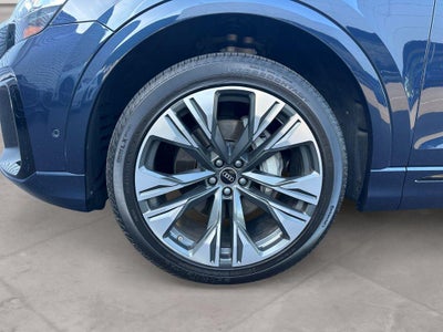 2025 Audi Q8 Premium Plus 55 TFSI quattro