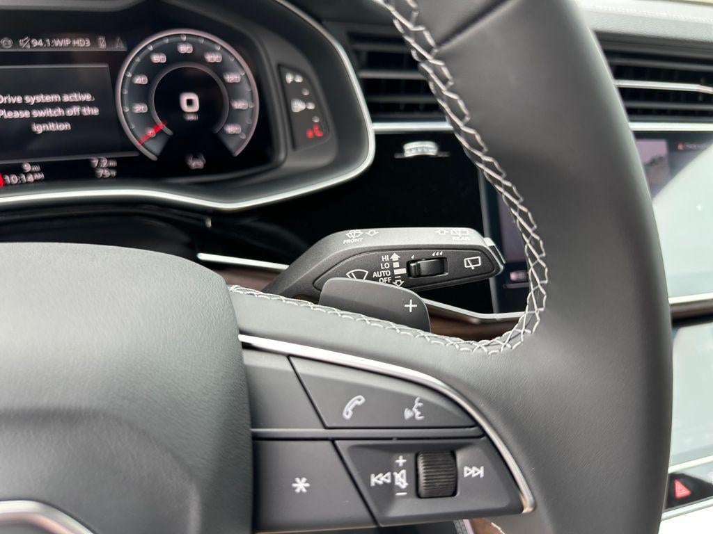 2026 Audi Q8 Premium plus