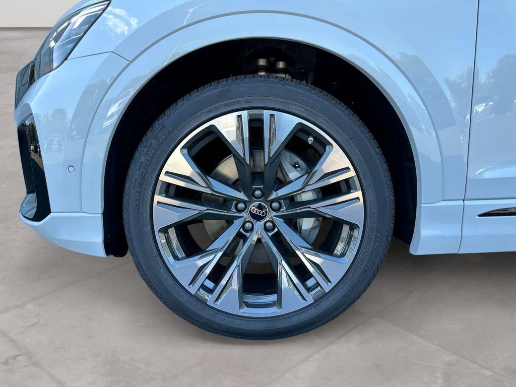 2027 Audi Q8 Premium Plus 55 TFSI quattro Tiptronic