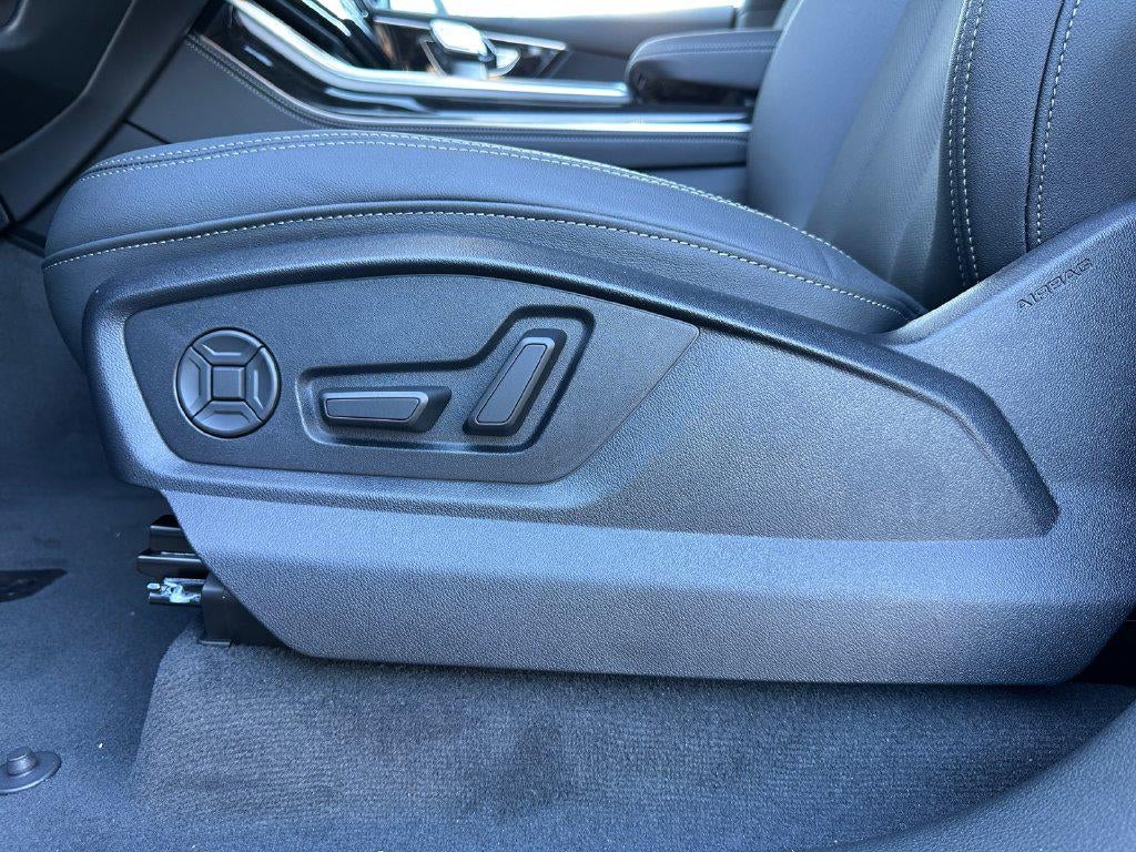 2027 Audi Q8 Premium Plus 55 TFSI quattro Tiptronic