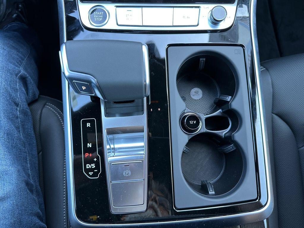 2027 Audi Q8 Premium Plus 55 TFSI quattro Tiptronic
