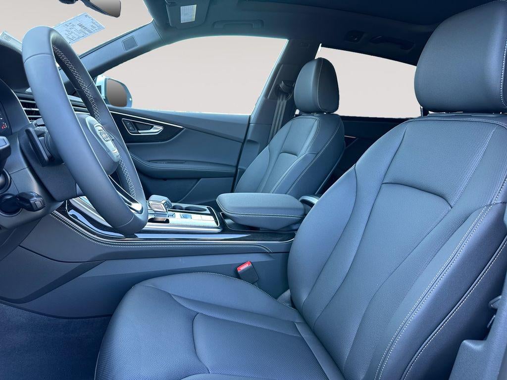 2027 Audi Q8 Premium Plus 55 TFSI quattro Tiptronic