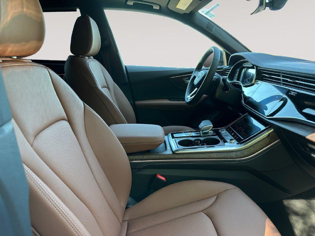 2027 Audi Q8 Premium plus