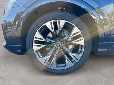 2027 Audi Q8 Premium Plus 55 TFSI quattro Tiptronic