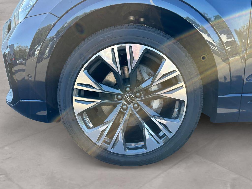 2027 Audi Q8 Premium Plus 55 TFSI quattro Tiptronic