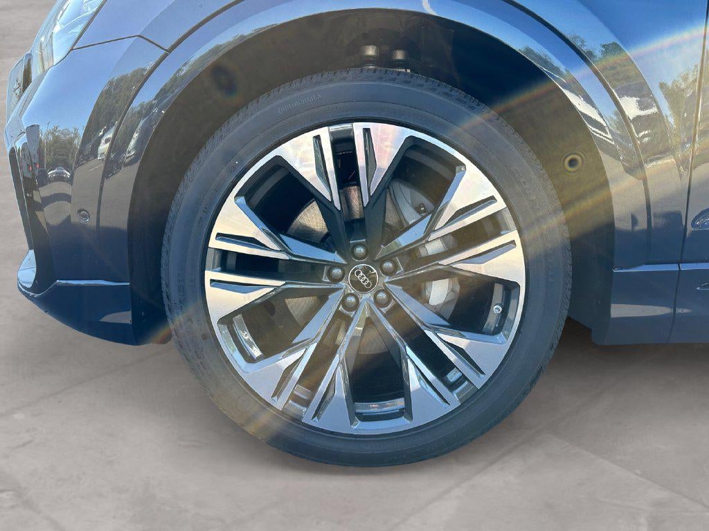 2027 Audi Q8 Premium Plus 55 TFSI quattro Tiptronic