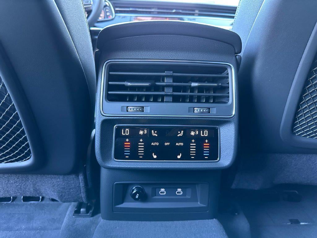 2027 Audi Q8 Premium Plus 55 TFSI quattro Tiptronic