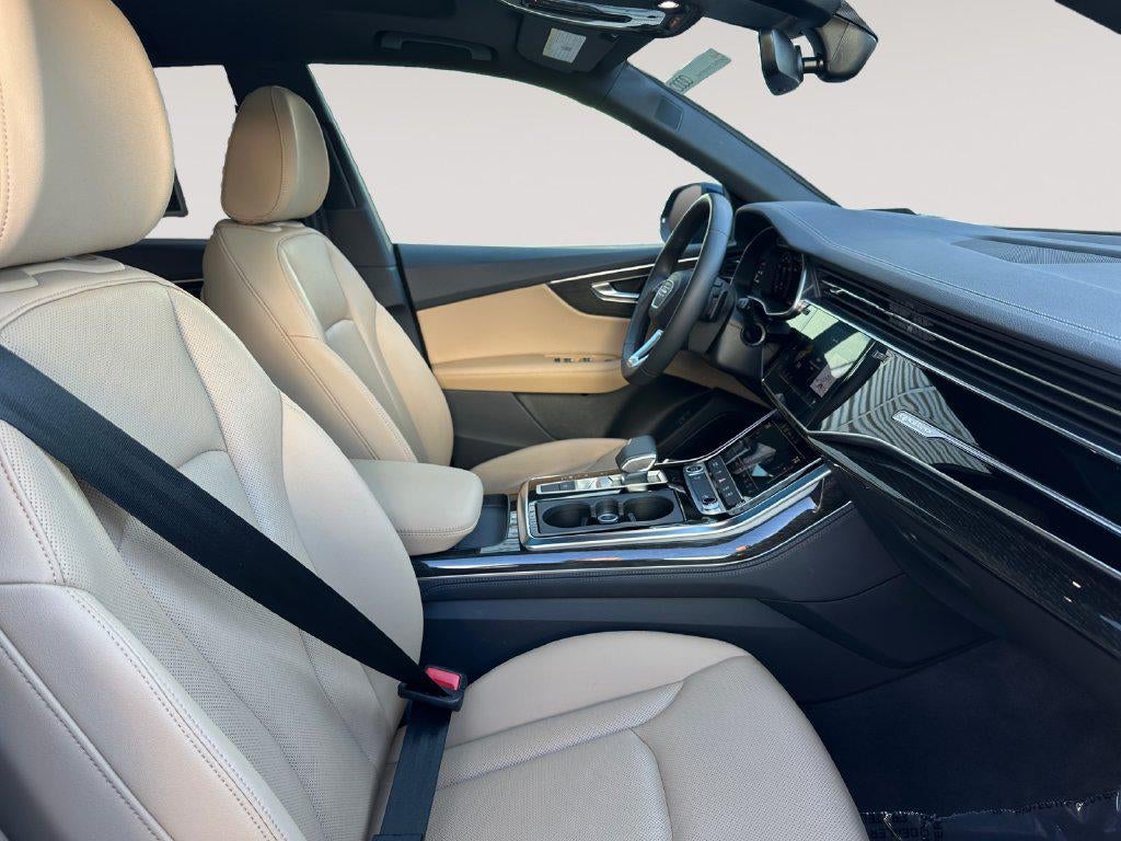 2023 Audi Q8 Premium Plus 55 TFSI quattro Tiptronic