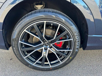 2023 Audi Q8 Premium Plus 55 TFSI quattro Tiptronic