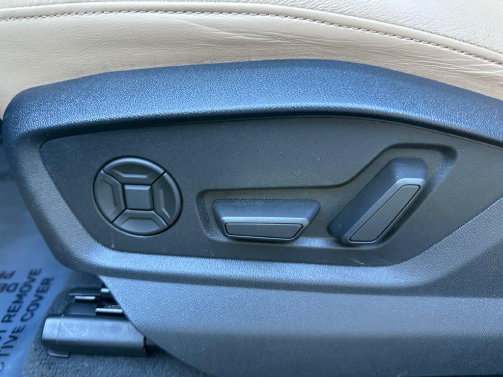 2023 Audi Q8 Premium Plus 55 TFSI quattro Tiptronic