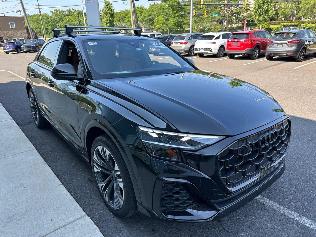 2025 Audi Q8 Premium Plus 55 TFSI quattro
