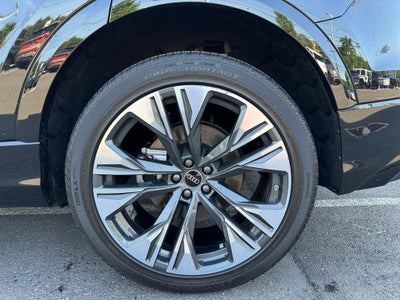 2025 Audi Q8 Premium Plus 55 TFSI quattro