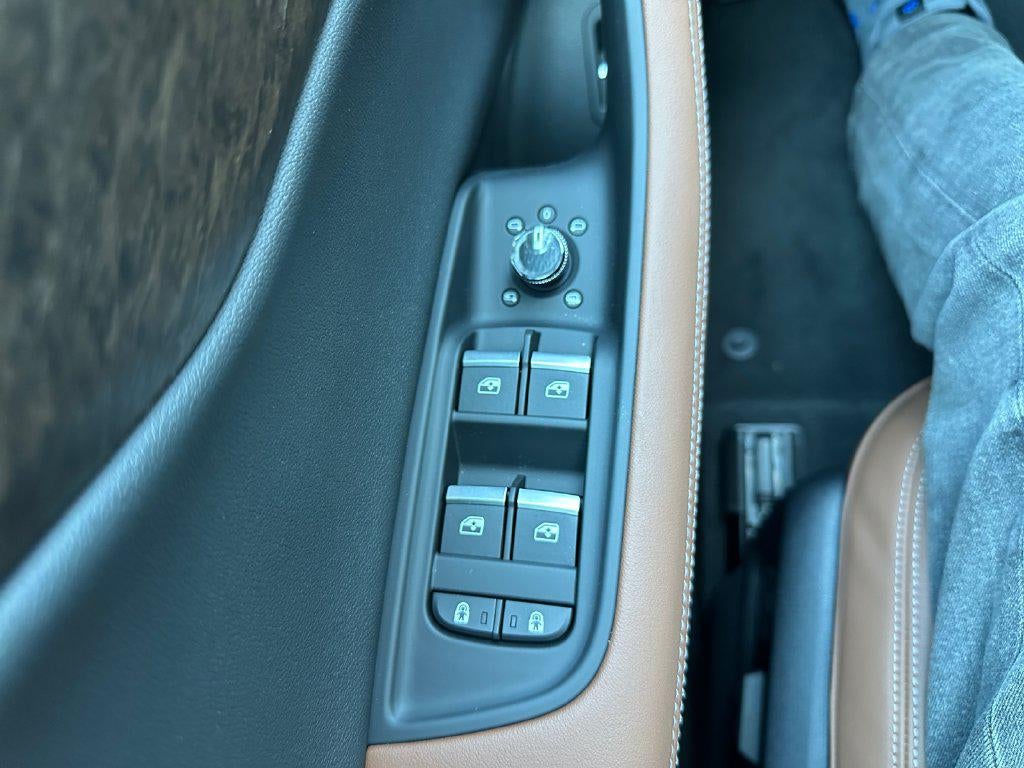 2027 Audi Q8 Premium Plus 55 TFSI quattro Tiptronic
