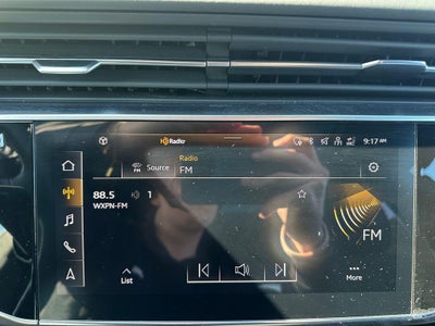 2022 Audi Q8 Prestige 55 TFSI quattro Tiptronic