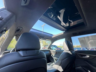 2022 Audi Q8 Prestige 55 TFSI quattro Tiptronic
