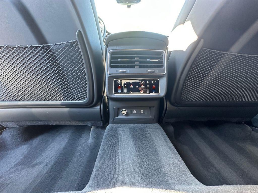 2022 Audi Q8 Prestige 55 TFSI quattro Tiptronic