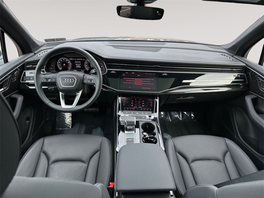 2025 Audi Q7 45 Premium Plus quattro