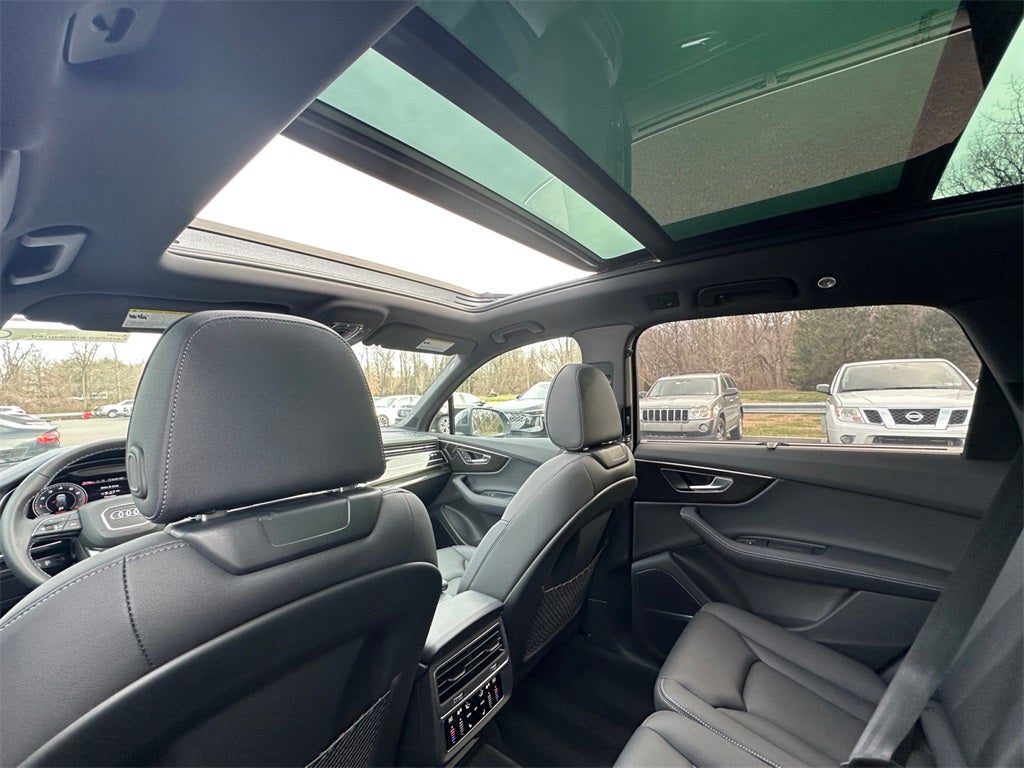 2025 Audi Q7 45 Premium Plus quattro