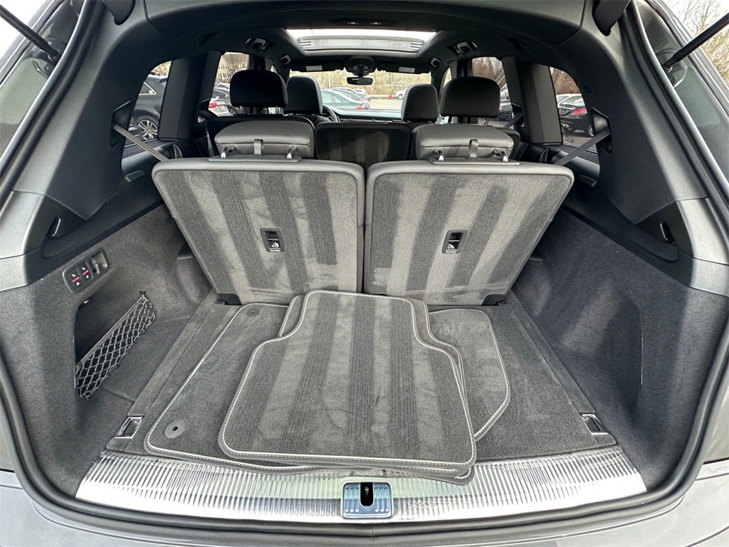 2025 Audi Q7 45 Premium Plus quattro