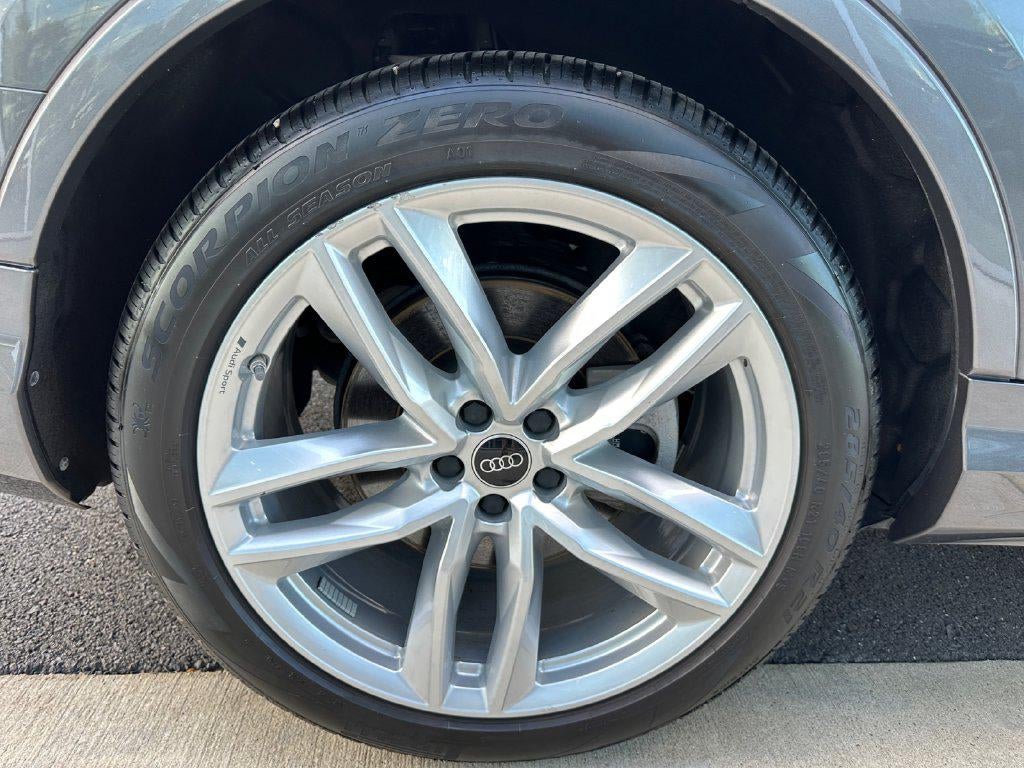2025 Audi Q7 Premium Plus 55 TFSI quattro Tiptronic