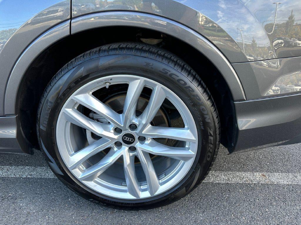 2025 Audi Q7 Premium Plus 55 TFSI quattro Tiptronic