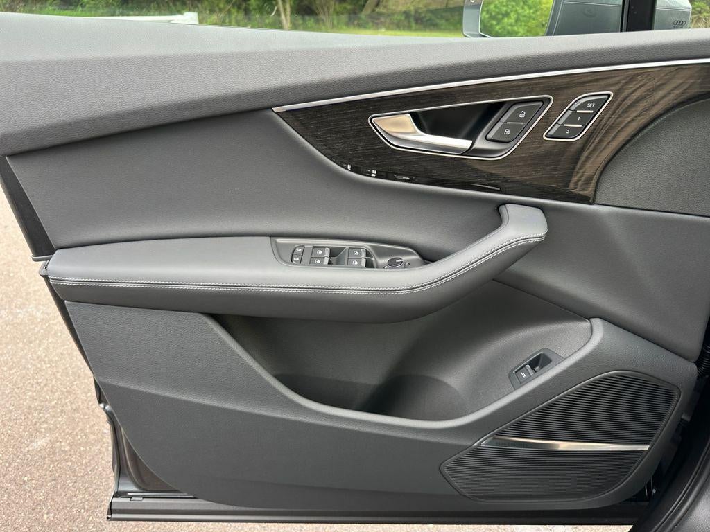 2026 Audi Q7 Premium Plus S line TFSI quattro tiptronic