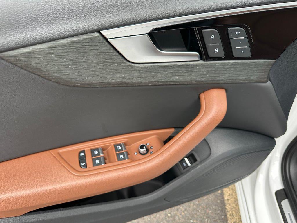 2023 Audi A4 Premium 45 TFSI S line quattro S tronic