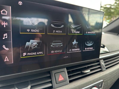 2023 Audi A4 Premium 45 TFSI S line quattro S tronic