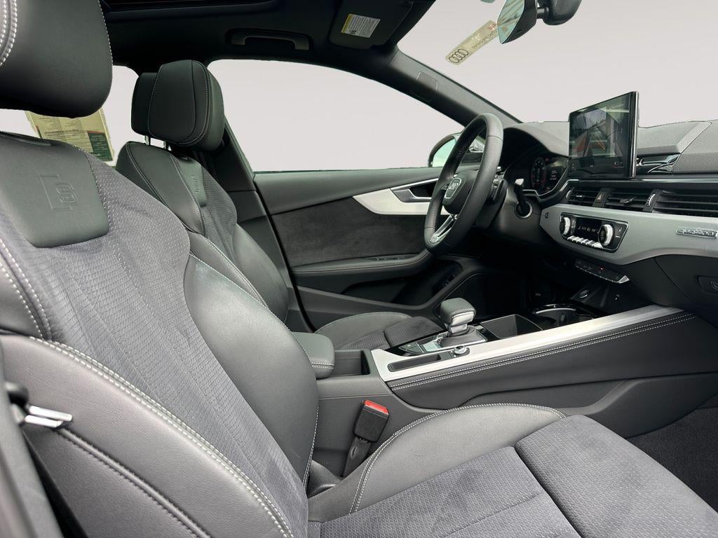 2023 Audi A4 Premium Plus 45 TFSI S line quattro S tronic