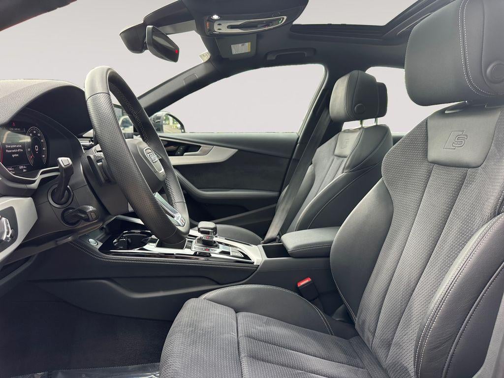 2023 Audi A4 Premium Plus 45 TFSI S line quattro S tronic