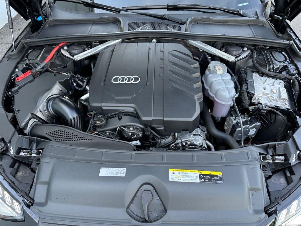 2023 Audi A4 Premium Plus 45 TFSI S line quattro S tronic
