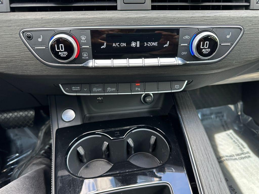 2023 Audi A4 Premium Plus 45 TFSI S line quattro S tronic