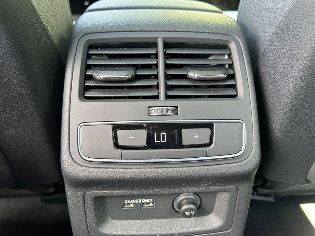 2023 Audi A4 Premium Plus 45 TFSI S line quattro S tronic