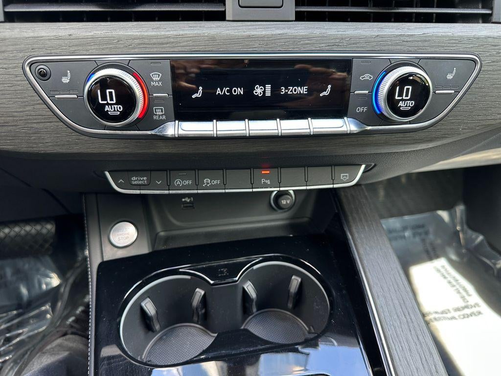 2023 Audi A4 Premium Plus 45 TFSI S line quattro S tronic
