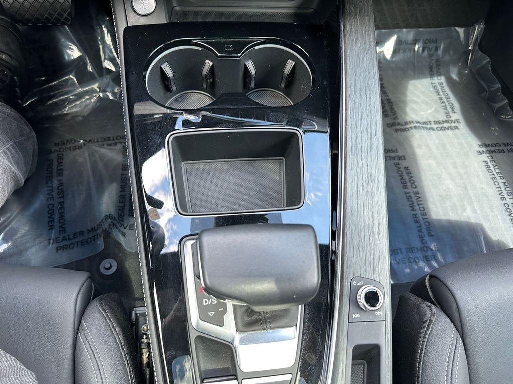 2023 Audi A4 Premium Plus 45 TFSI S line quattro S tronic
