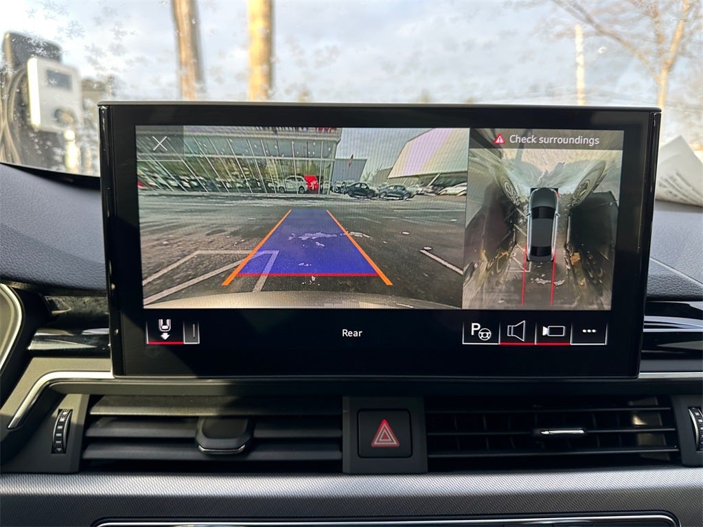 2023 Audi A4 45 S line Prestige quattro