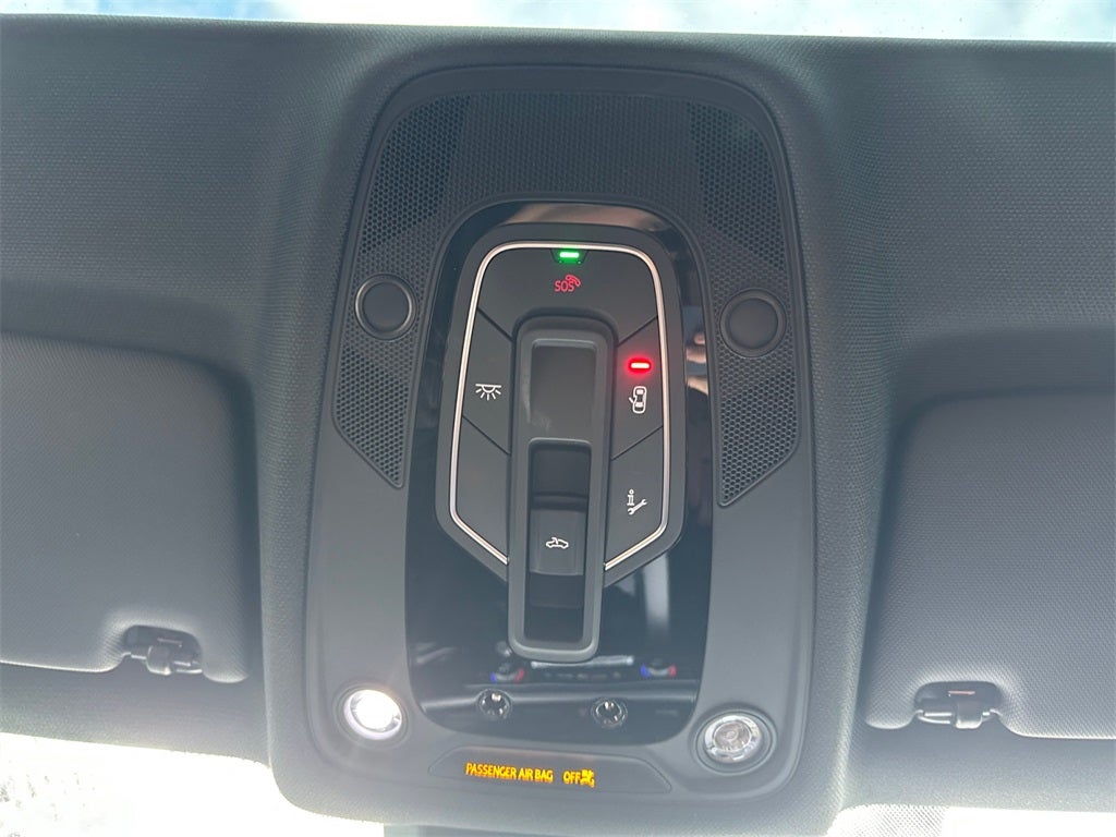 2023 Audi A4 45 S line Prestige quattro