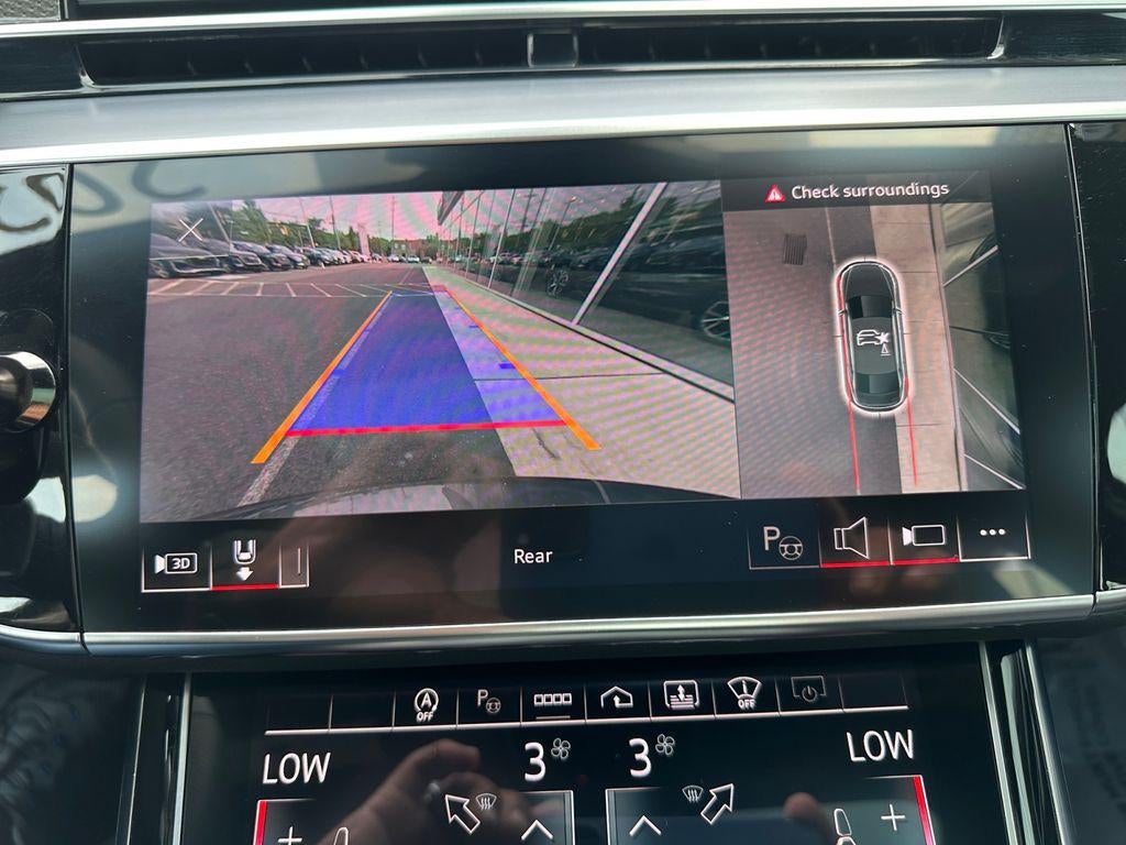 2023 Audi S8 TFSI quattro Tiptronic