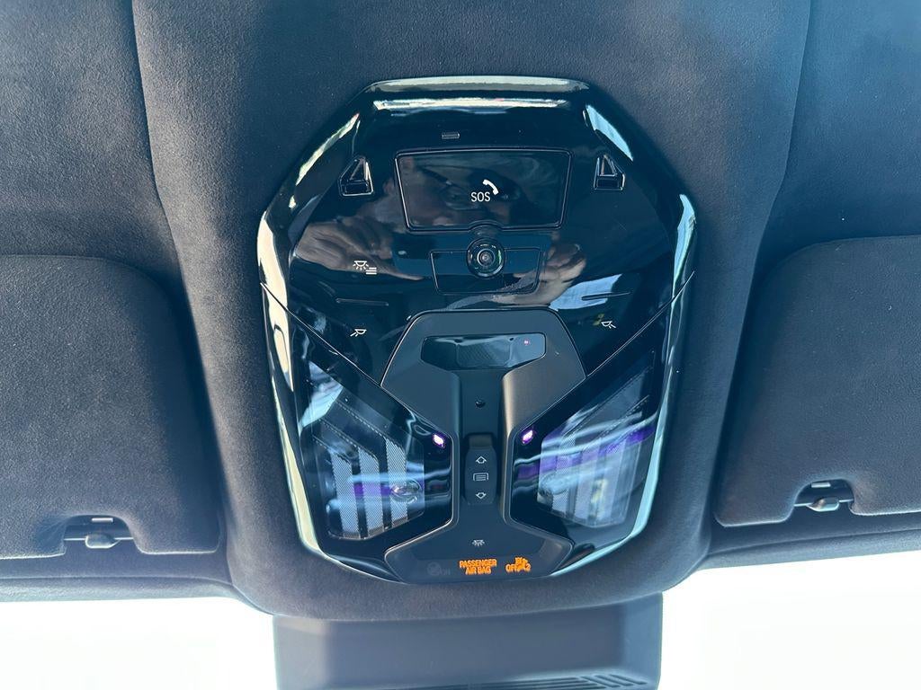 2025 BMW 740i xDrive