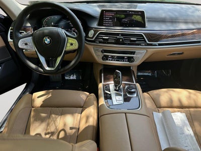 2020 BMW 750i xDrive
