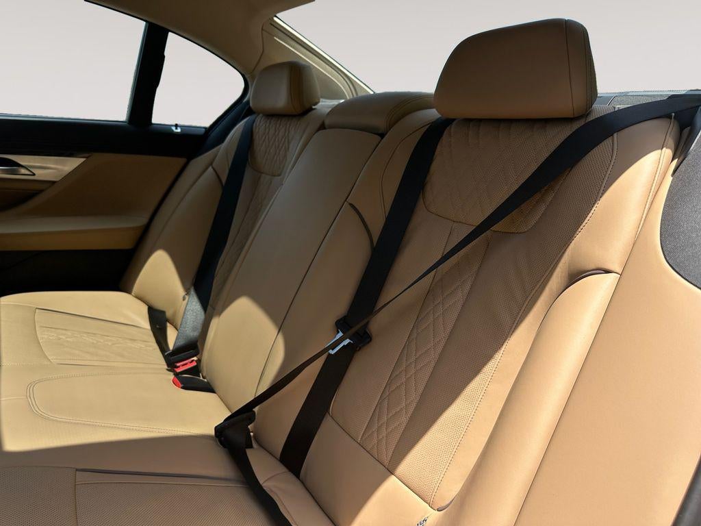 2020 BMW 750i xDrive