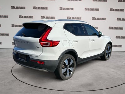 2020 Volvo XC40 T5 Momentum