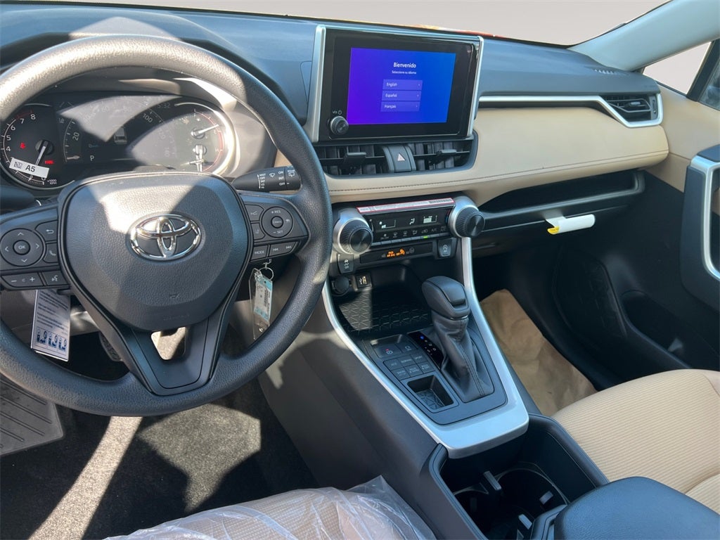 2025 Toyota RAV4 LE