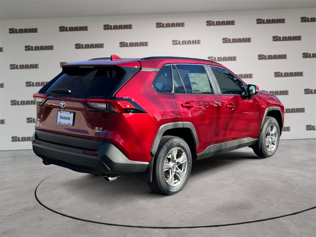 2025 Toyota RAV4 XLE
