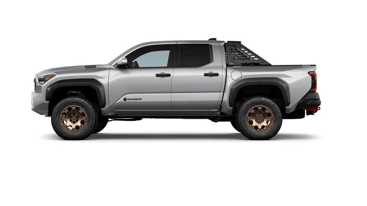 2025 Toyota Tacoma i-FORCE MAX Tacoma Trailhunter