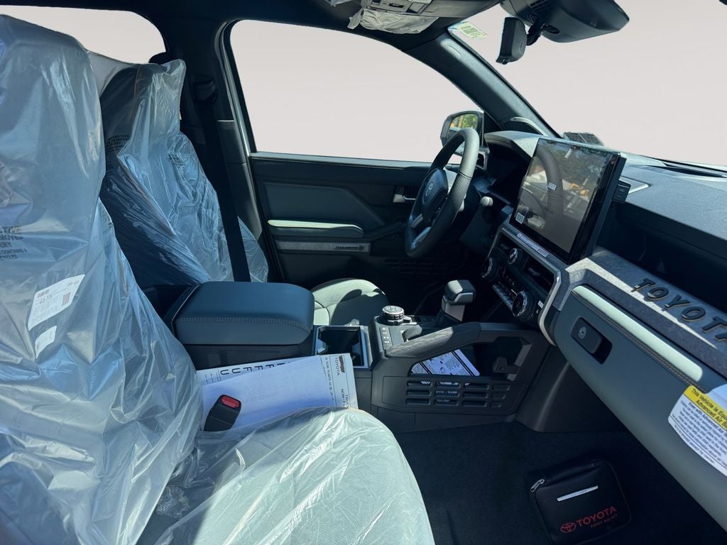 2026 Toyota Tacoma i-FORCE MAX Tacoma Trailhunter