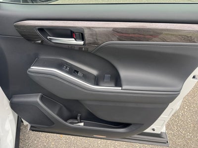 2026 Toyota Highlander Limited